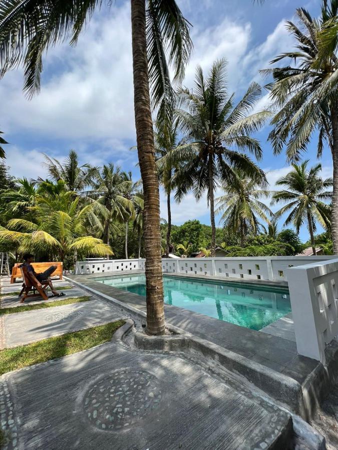Oyo1793库塔圆环家庭旅馆 Kuta  外观 照片