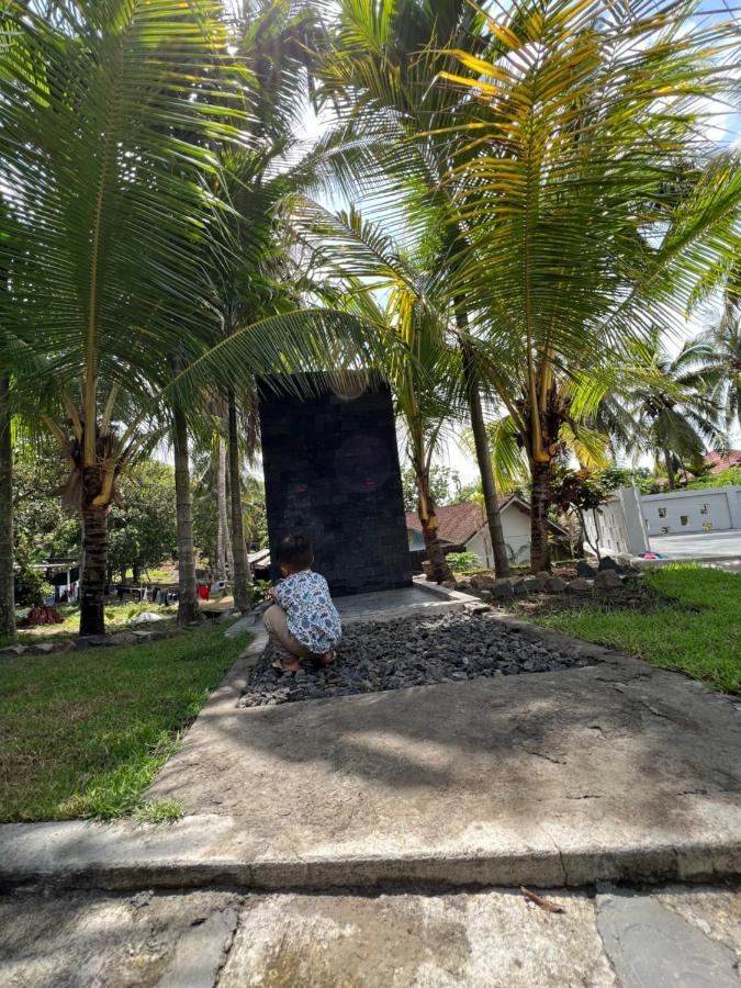 Oyo1793库塔圆环家庭旅馆 Kuta  外观 照片