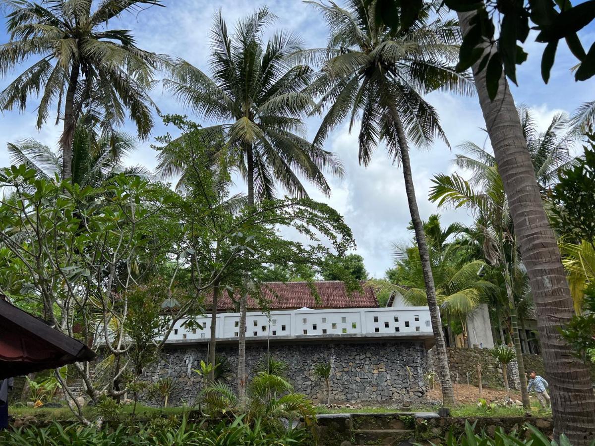 Oyo1793库塔圆环家庭旅馆 Kuta  外观 照片