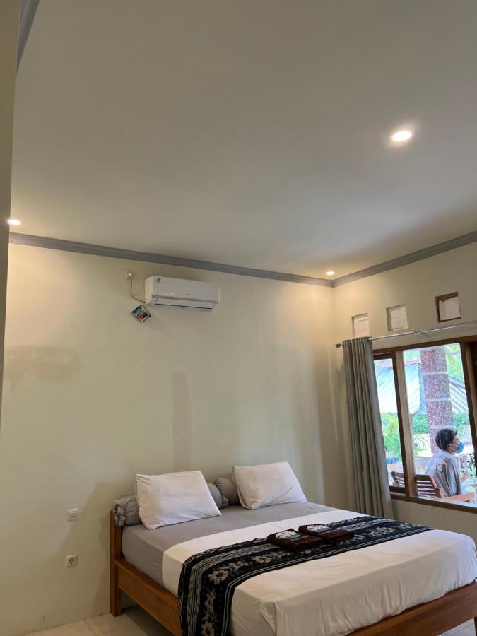 Oyo1793库塔圆环家庭旅馆 Kuta  外观 照片