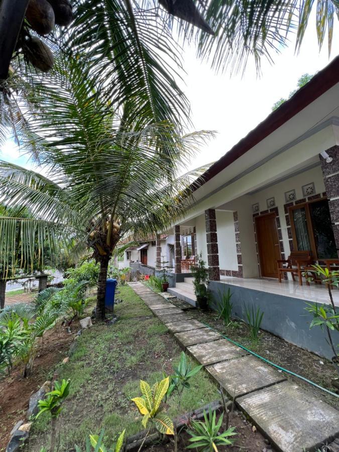 Oyo1793库塔圆环家庭旅馆 Kuta  外观 照片