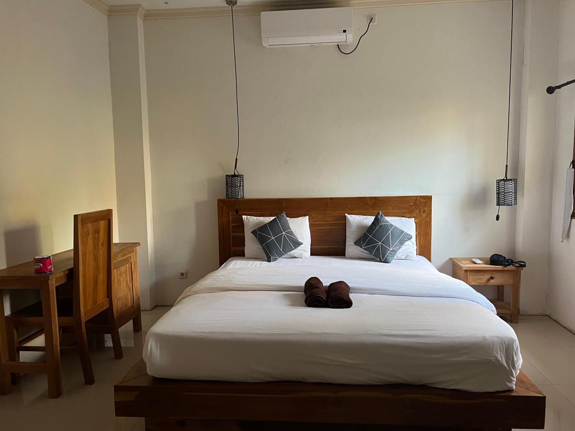 Oyo1793库塔圆环家庭旅馆 Kuta  外观 照片