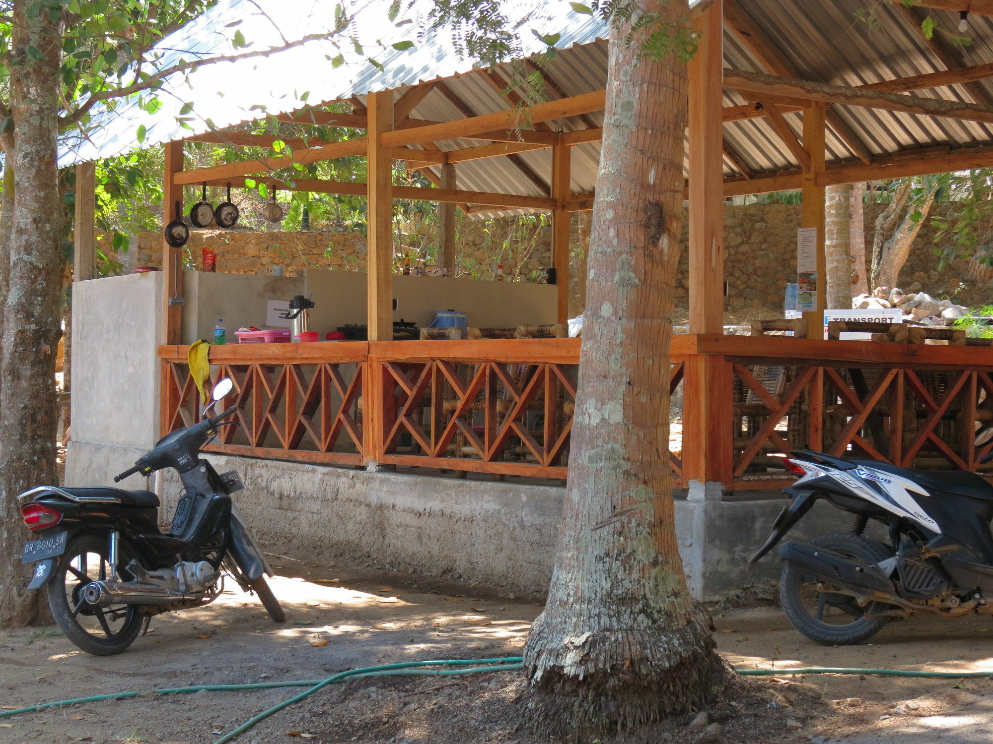 Oyo1793库塔圆环家庭旅馆 Kuta  外观 照片